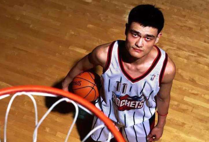 两支球队都 两支球队都