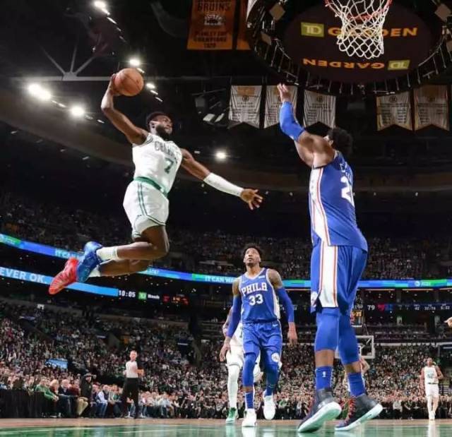 徐杰19+6+11郭艾伦缺阵 广东大胜送广州7连败.