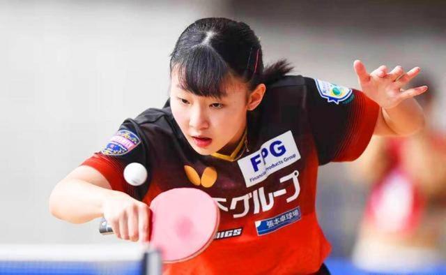 竞者 ｜ 雅思组合新接班人，配合还不到一年，登顶全英赛冠军宝座.