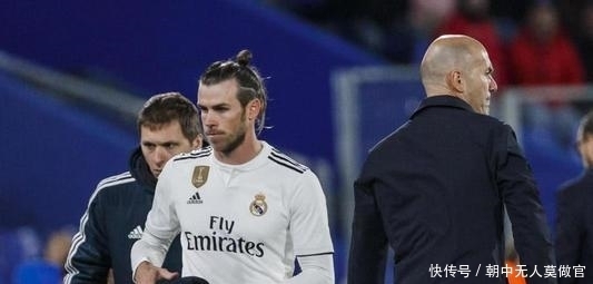 金狮奖颁给疯导演赫尔佐格：拍片敢怼灰熊战火山，83岁仍满世界拍