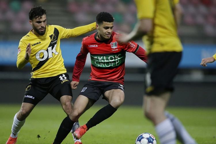 地抢下进攻 地抢下进攻