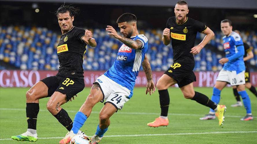 球网只发出 球网只发出