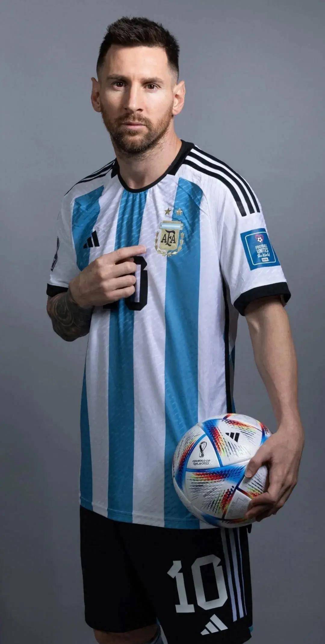 两次哨声的 两次哨声的